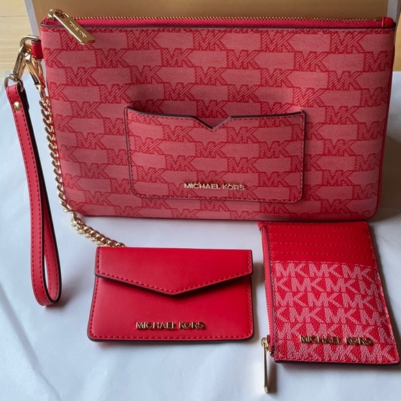 🌹MICHAEL KORS JET SET LOGO 2 - 1 WRISTLET 🌹 NWT 🌹 - Picture 12 of 16